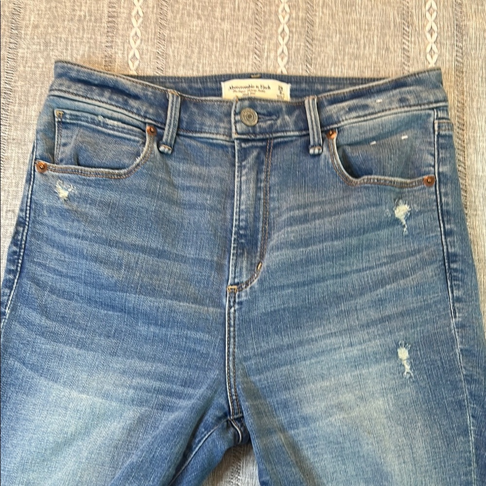 Abercrombie & Fitch High Rise Blue Jeans with Distressed Details
